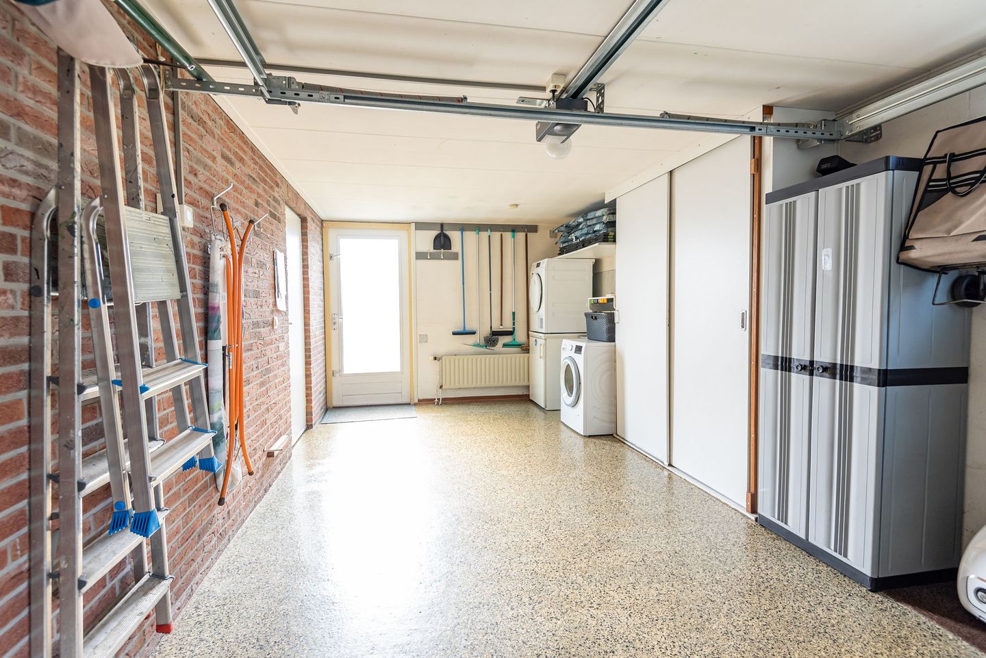 Photo 20 of Waterstraat 8