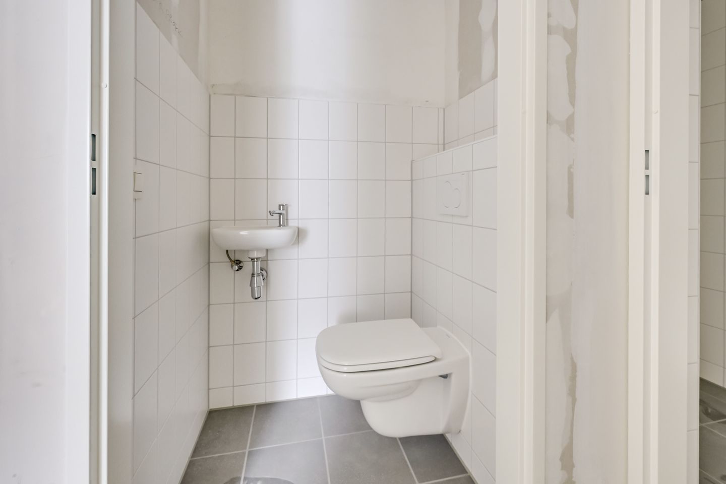 Photo 19 of Nedereindseweg 29-12