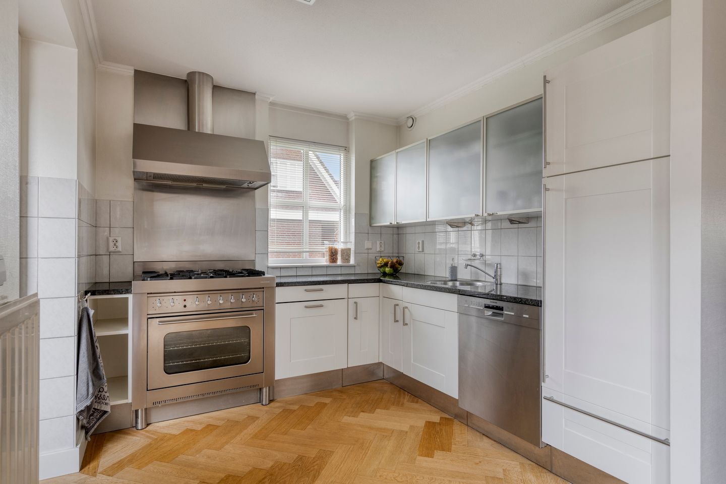 Foto 19 van W.F. Hermanslaan 28