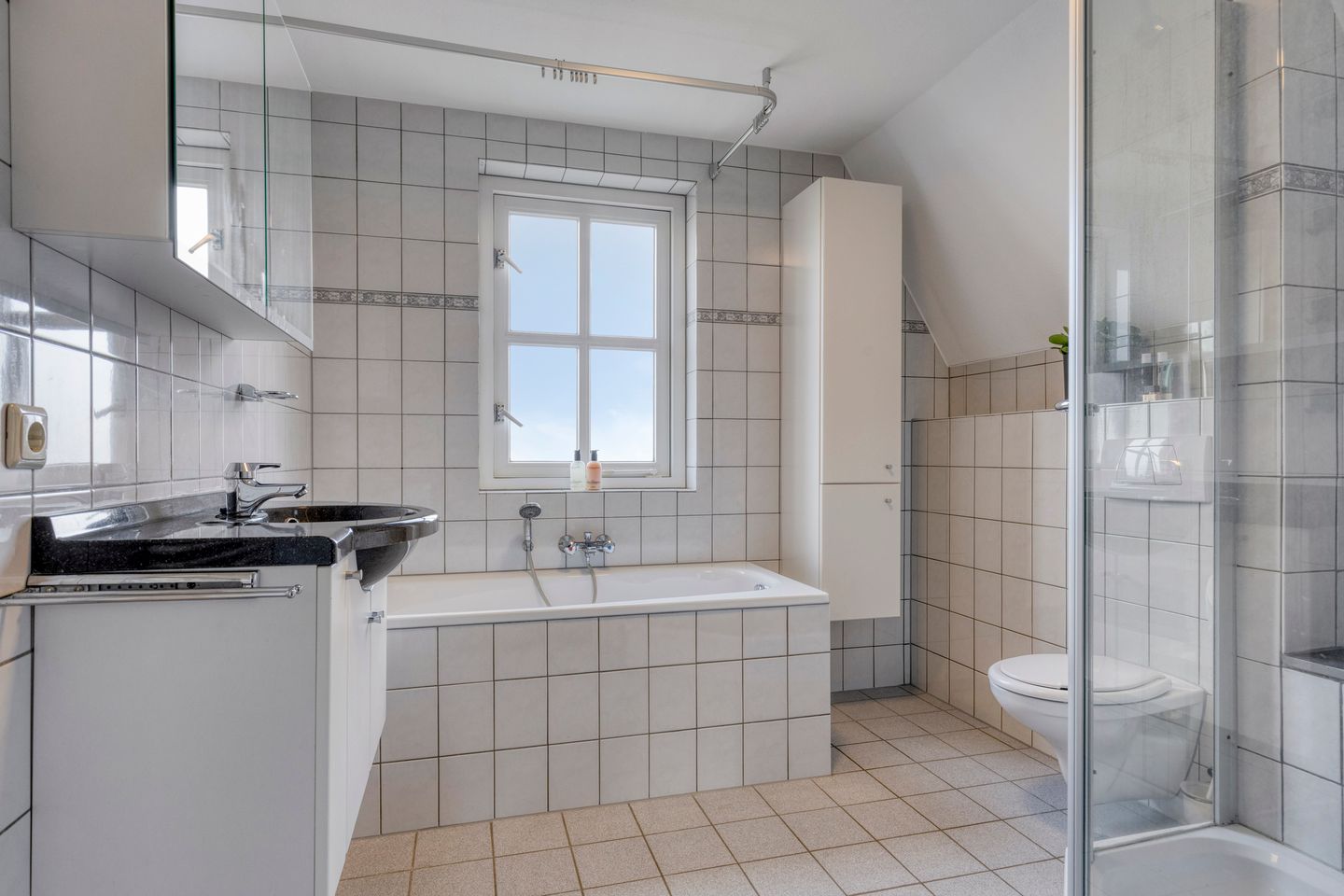 Foto 4 van W.F. Hermanslaan 28