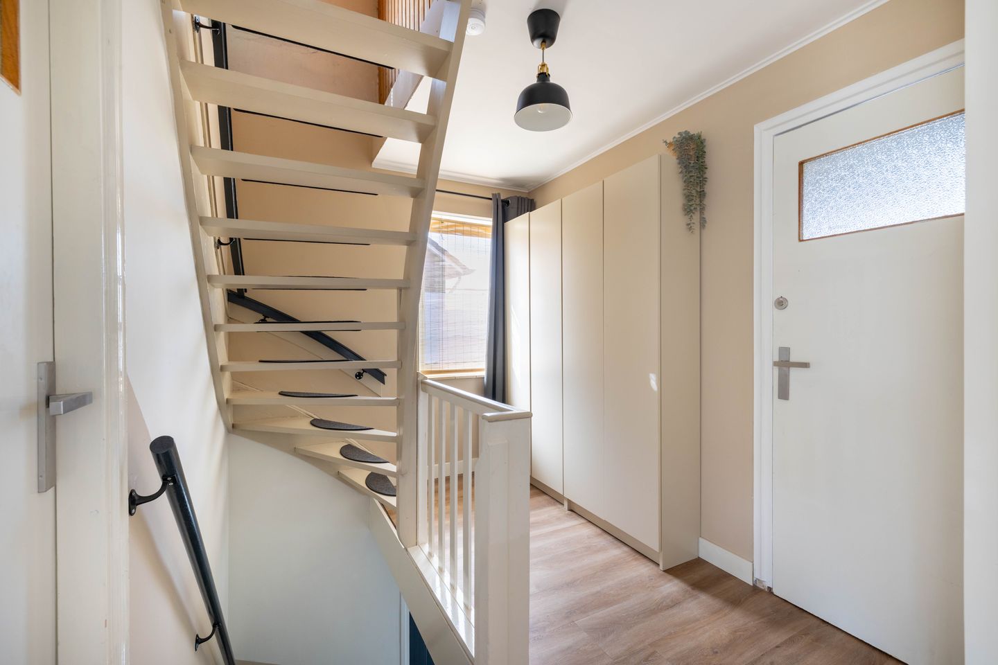 Photo 20 of Deken van der Waardenlaan 6