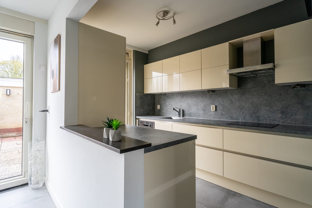 Photo 11 of Hertog Albrechtstraat 112