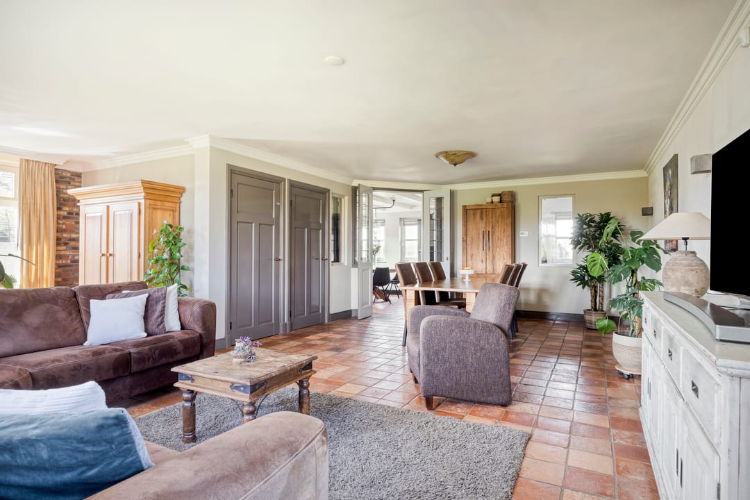 Spacious detached farmhouse with care apartment and garage in rural Beers — 17