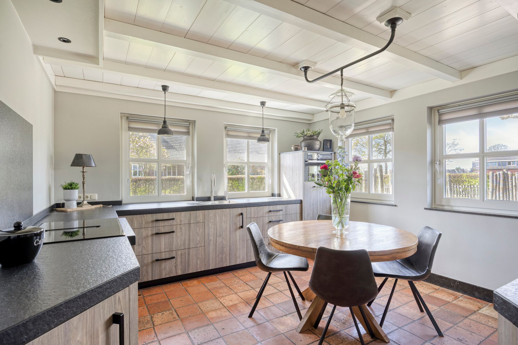 Spacious detached farmhouse with care apartment and garage in rural Beers — 21