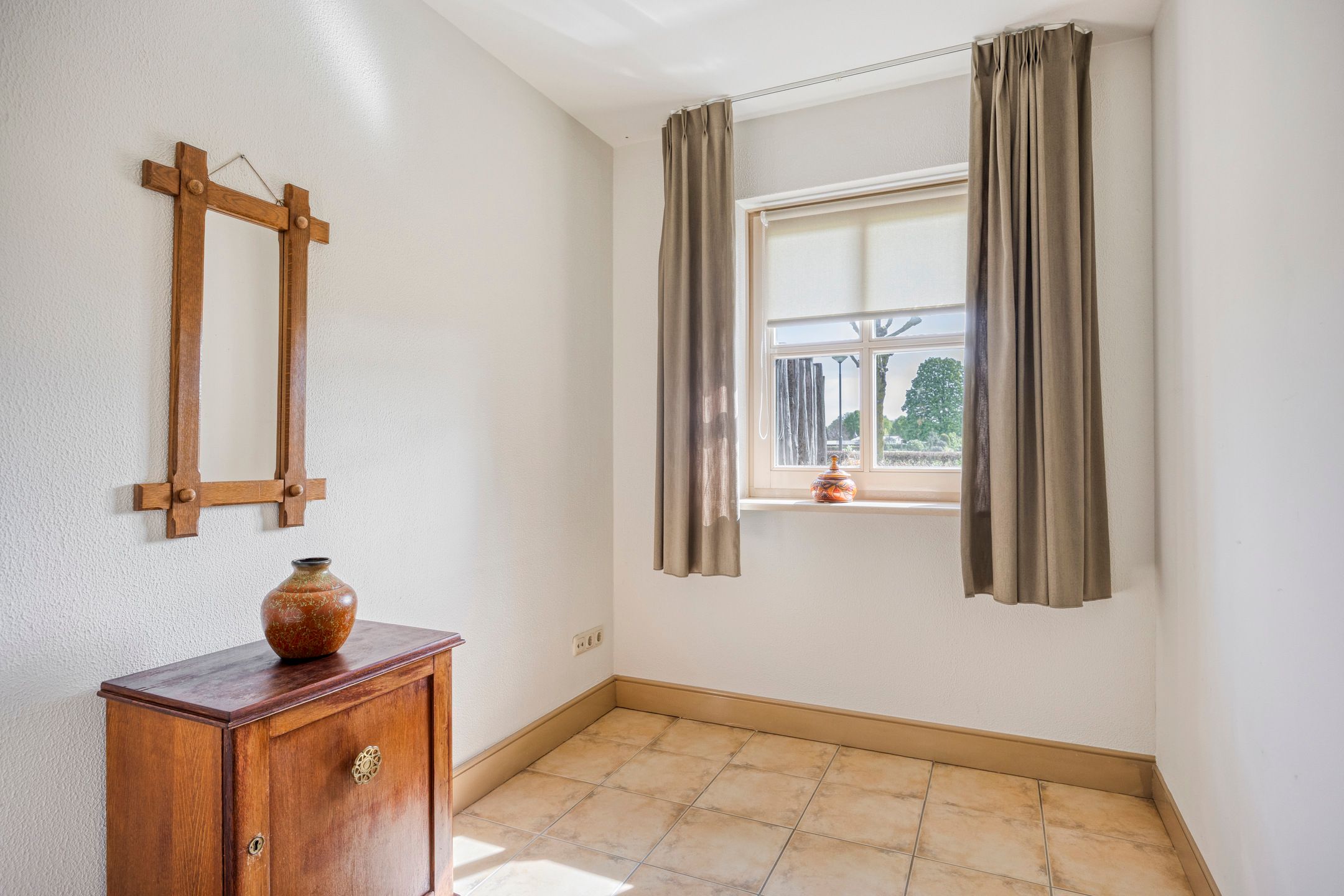 Spacious detached farmhouse with care apartment and garage in rural Beers — 48