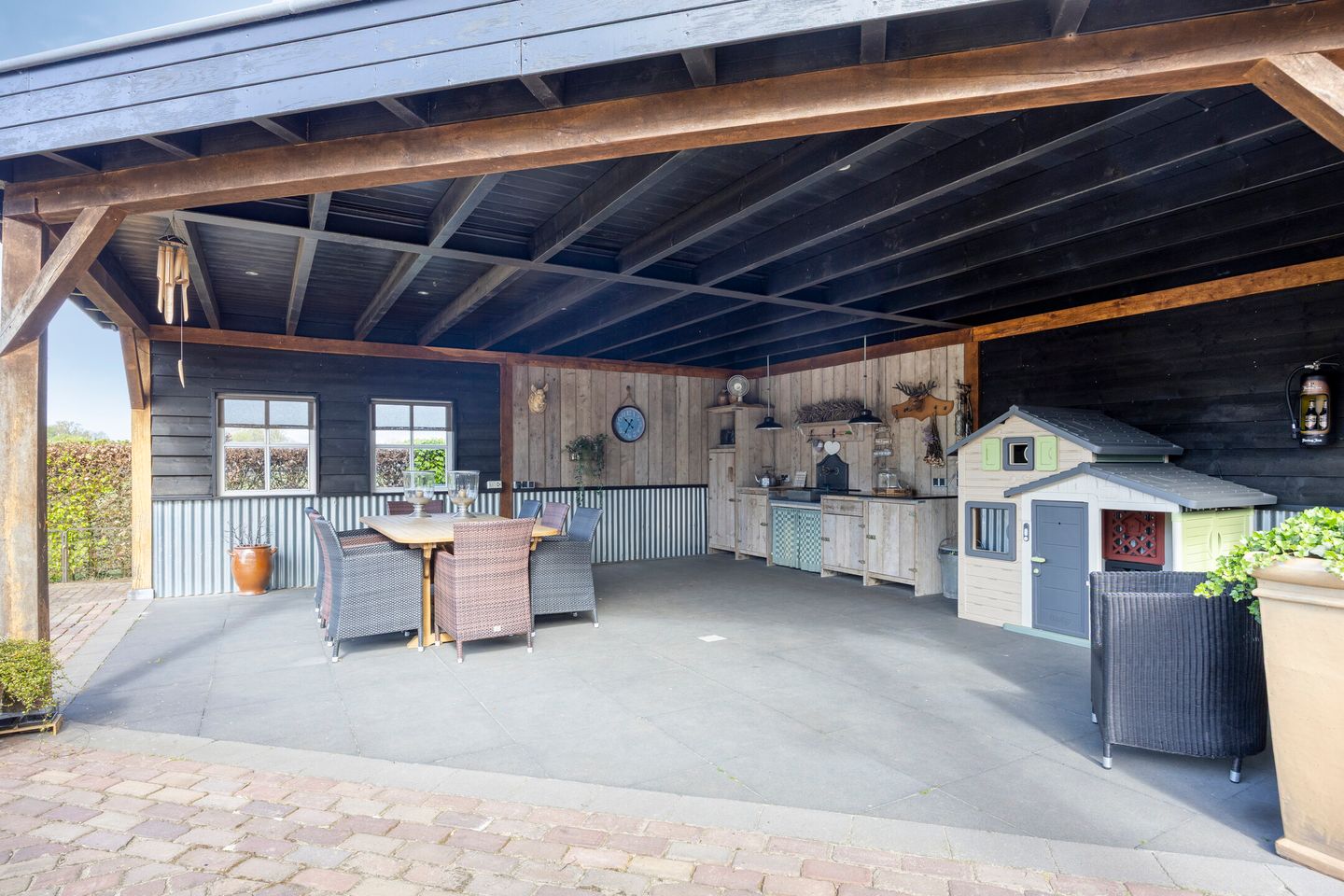 Spacious detached farmhouse with care apartment and garage in rural Beers — 55