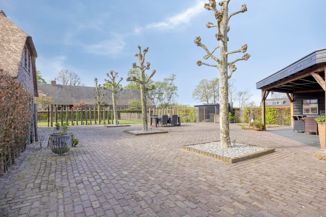 Spacious detached farmhouse with care apartment and garage in rural Beers — 56