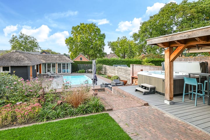 Photo 4 of Warnersstraat 4