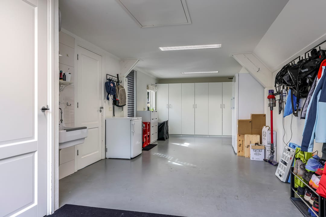 Photo 28 of Warnersstraat 4