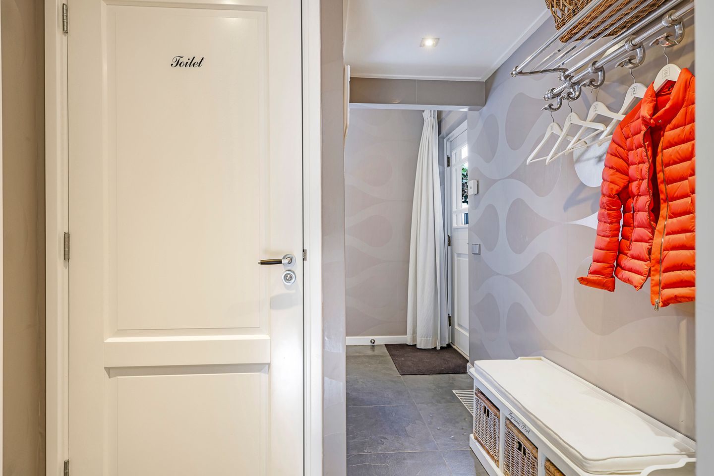 Photo 29 of Warnersstraat 4