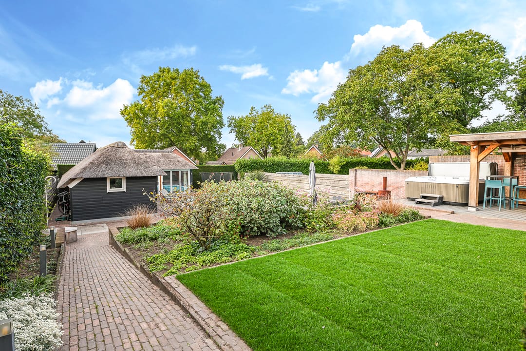 Photo 58 of Warnersstraat 4