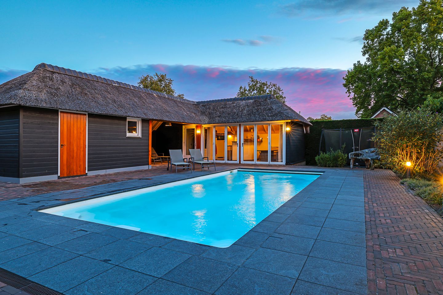 Photo 85 of Warnersstraat 4