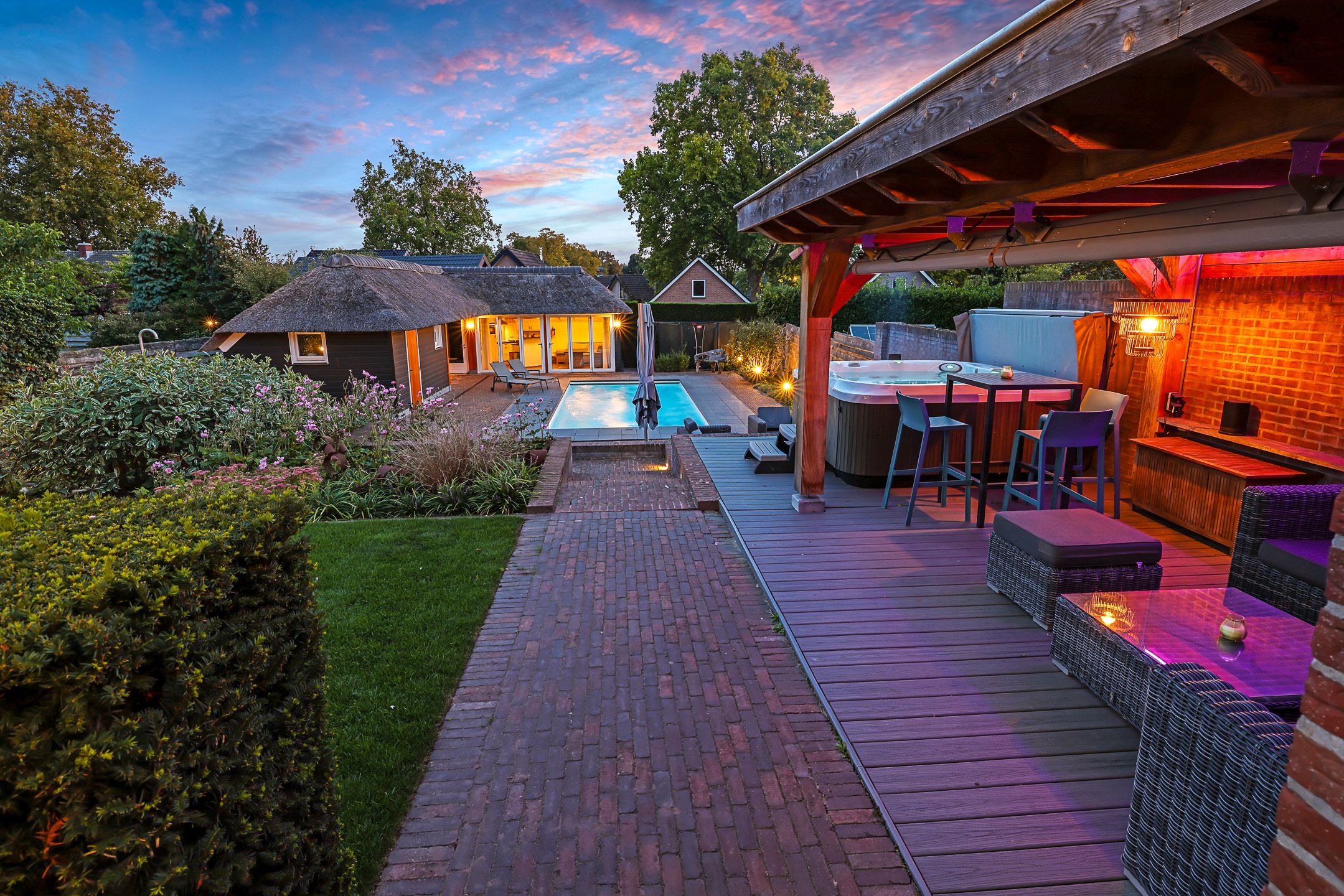 Photo 81 of Warnersstraat 4