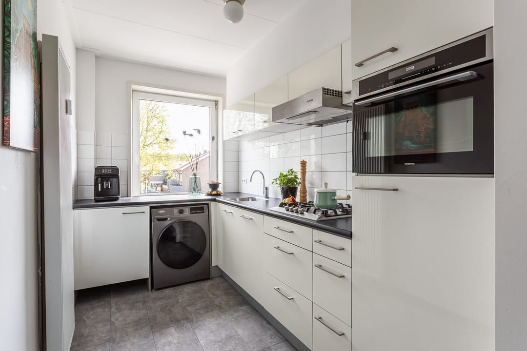 Photo 7 of Oude Lossersestraat 58