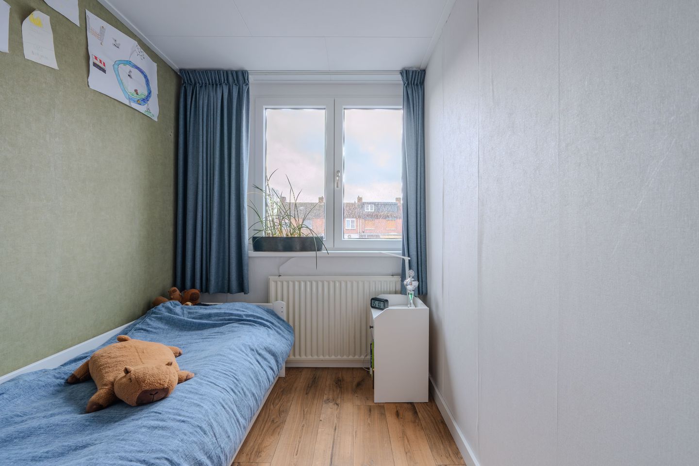 Spacious Extended Family Home with South-Facing Garden in Quiet Sevenum Neighborhood — 29