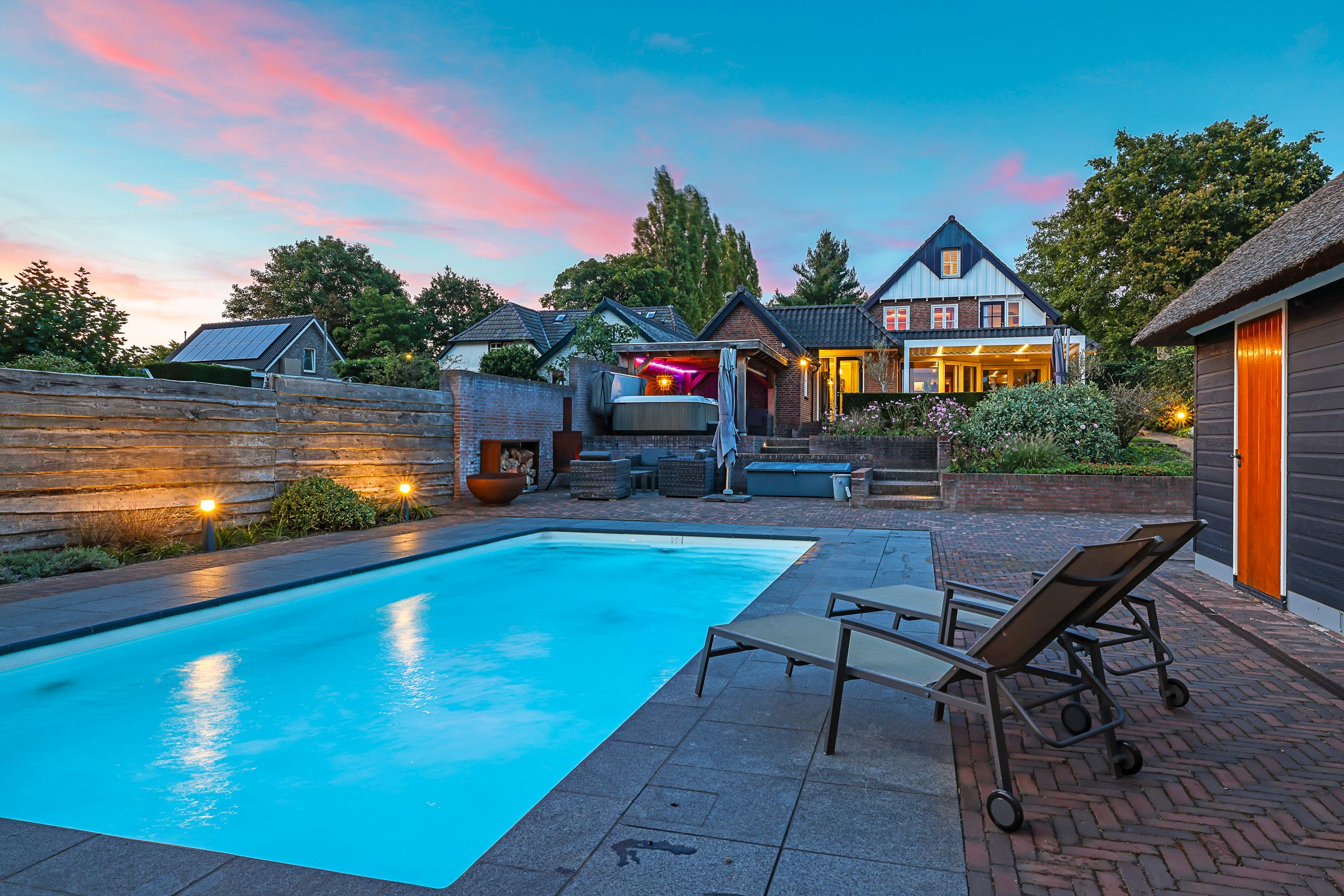 Photo 87 of Warnersstraat 4