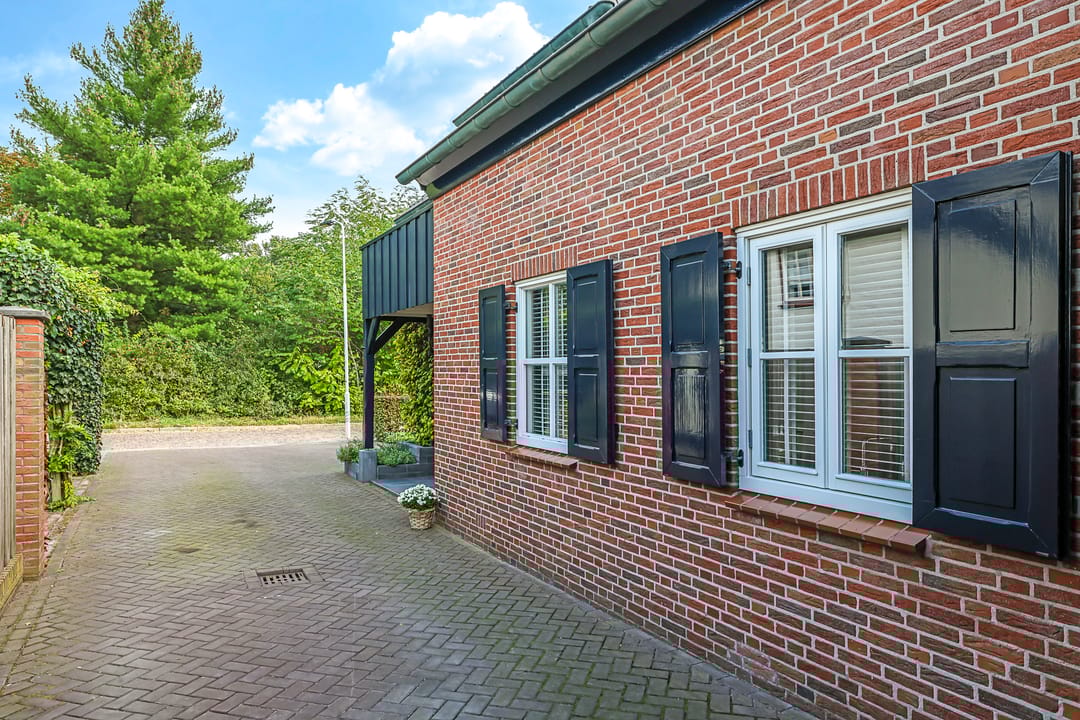 Photo 11 of Warnersstraat 4