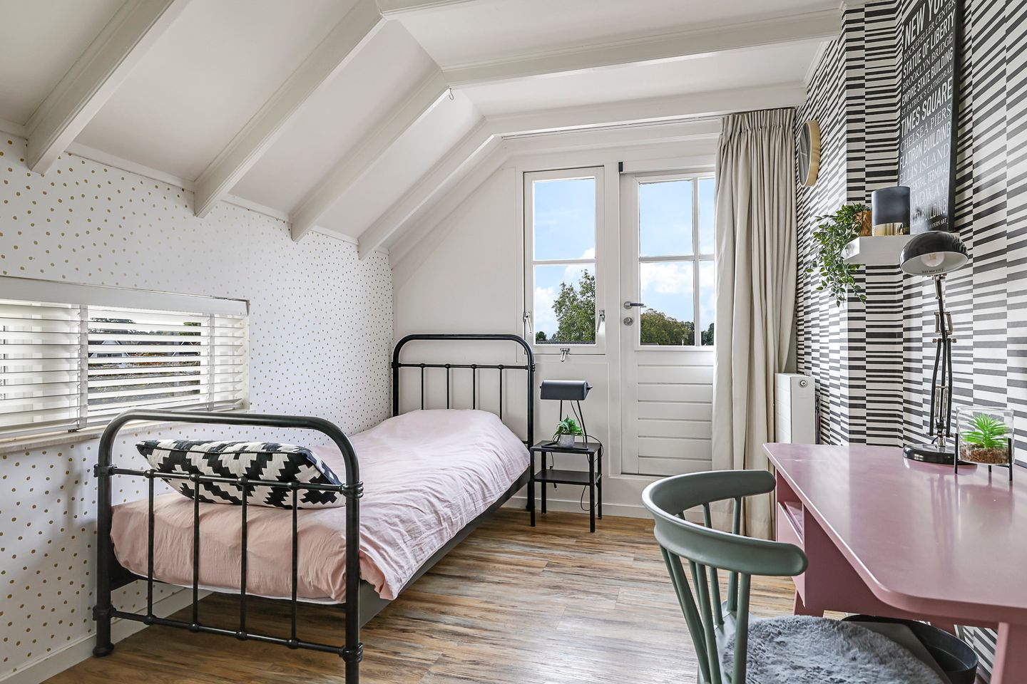 Photo 44 of Warnersstraat 4