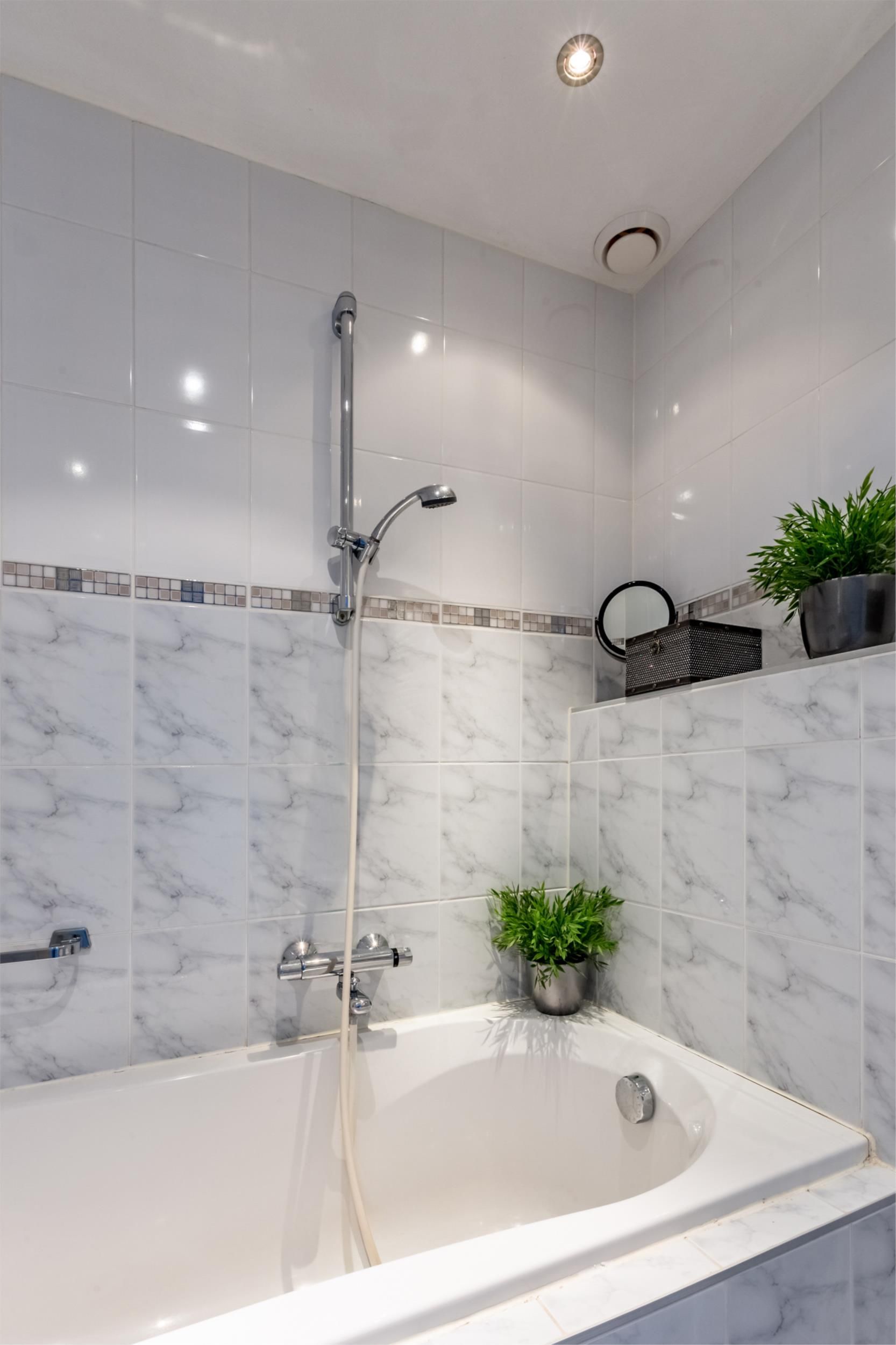 Foto 24 van Lelietje-van-Dalenstraat 2