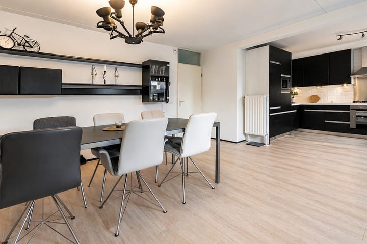 Photo 4 of Lelietje-van-Dalenstraat 2