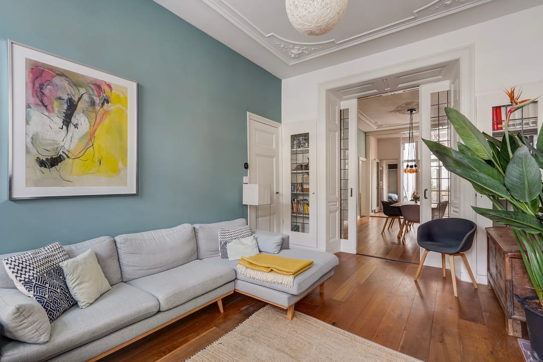 Charming 4-Room Ground Floor Apartment with Authentic Details and Southwest Garden — 11