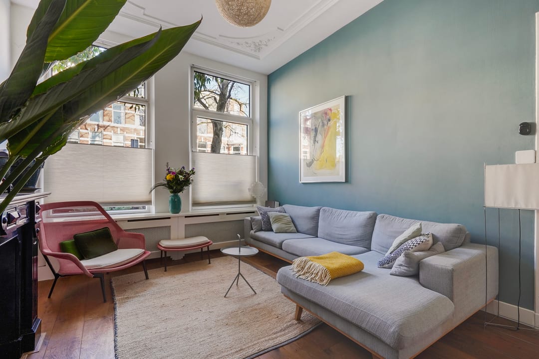 Charming 4-Room Ground Floor Apartment with Authentic Details and Southwest Garden — 8
