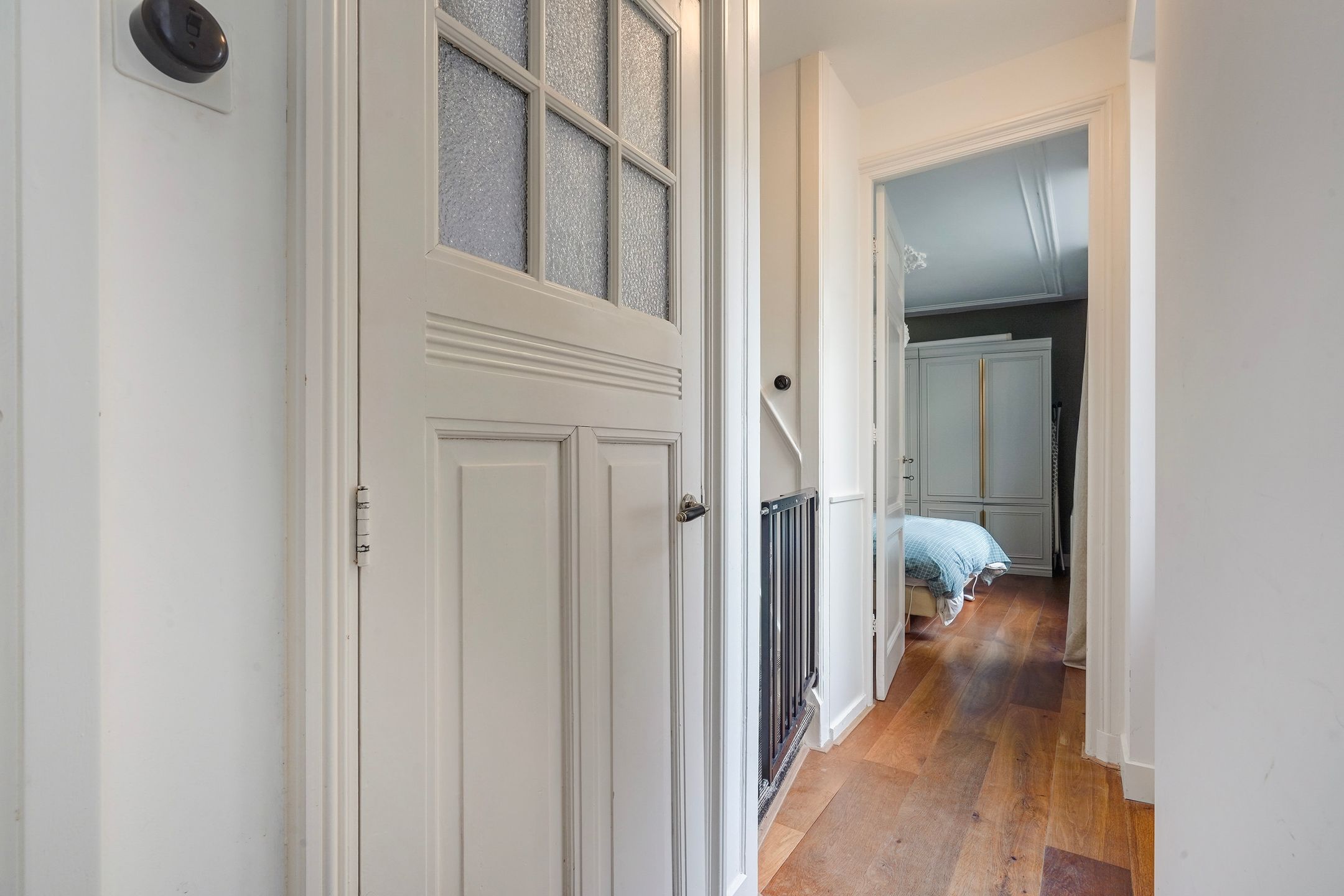 Charming 4-Room Ground Floor Apartment with Authentic Details and Southwest Garden — 27