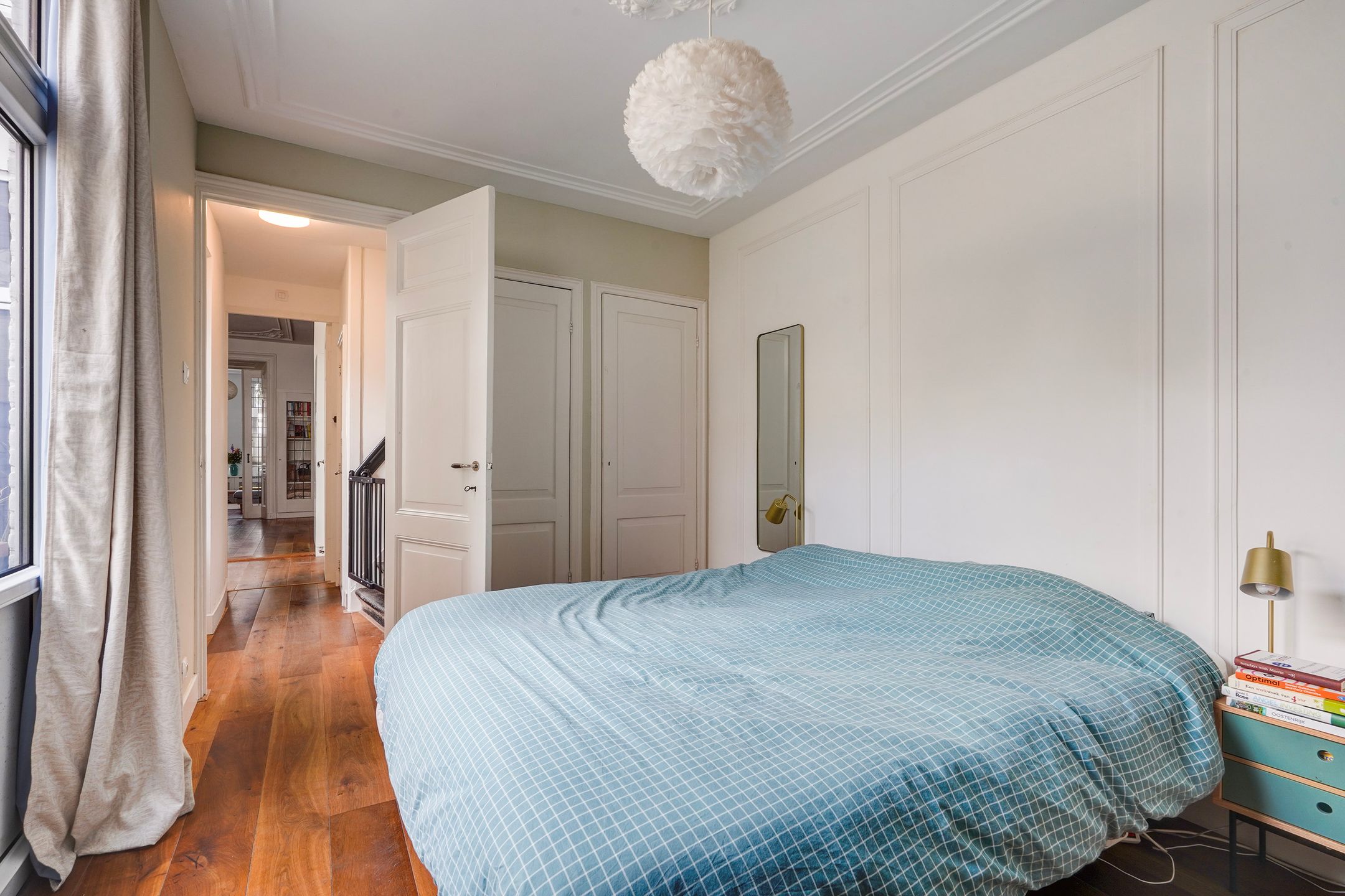 Charming 4-Room Ground Floor Apartment with Authentic Details and Southwest Garden — 30