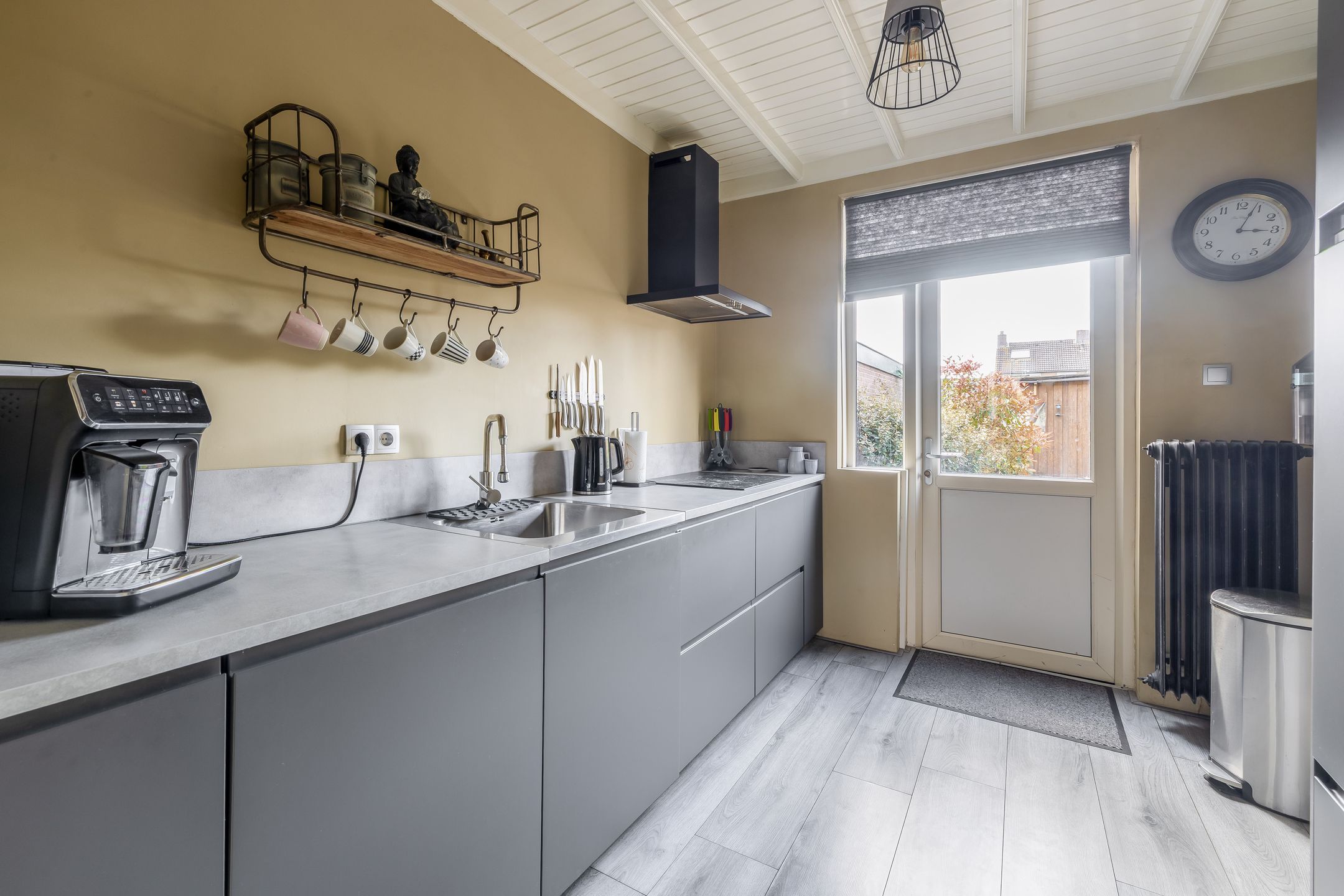 Foto 6 van Alberdingk Thijmlaan 66-A