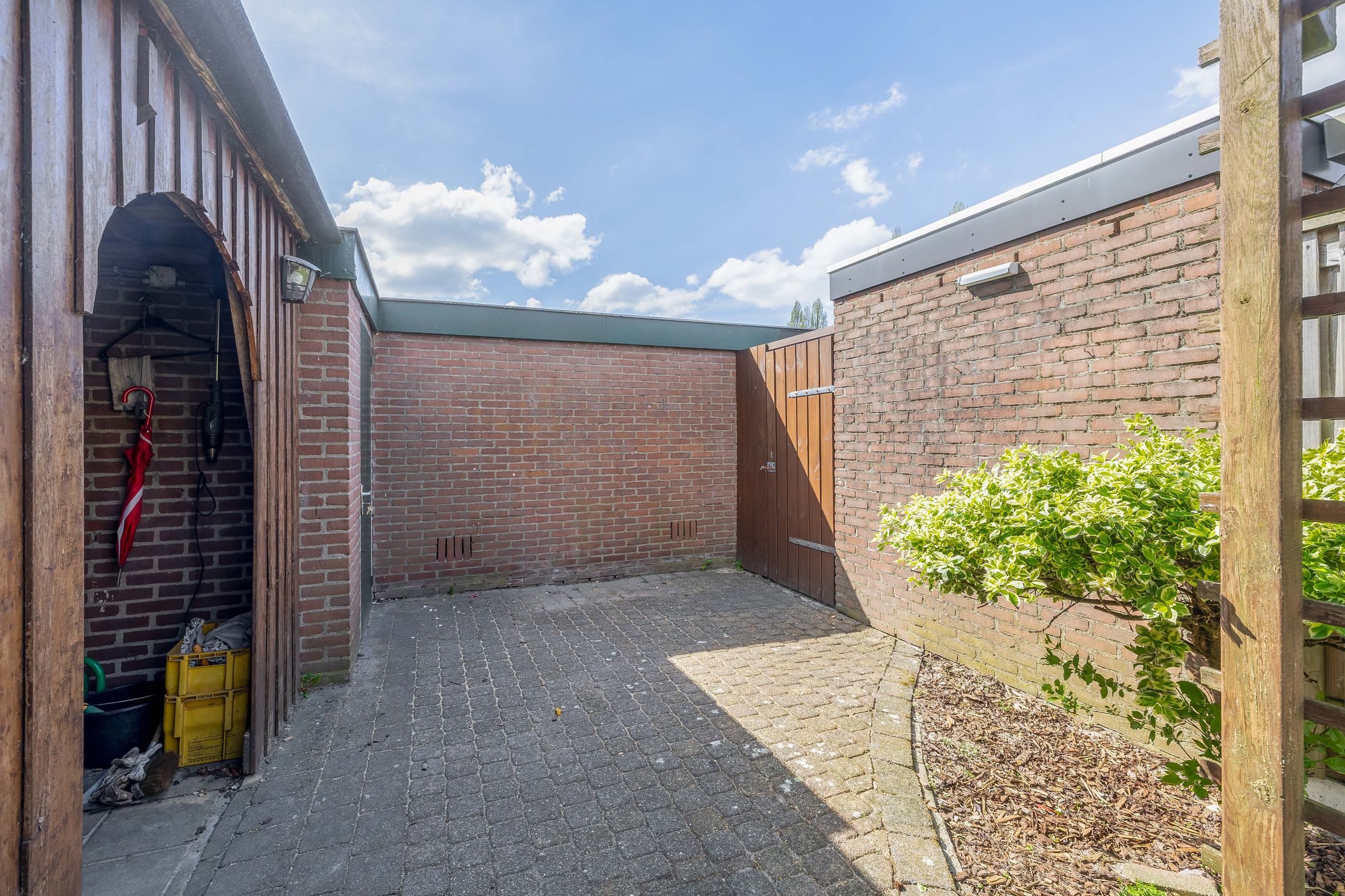 Foto 27 van Alberdingk Thijmlaan 66-A