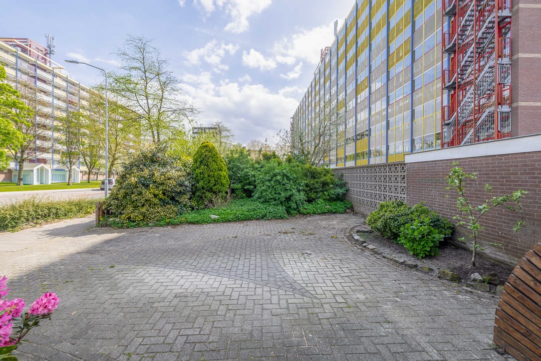 Foto 31 van Alberdingk Thijmlaan 66-A