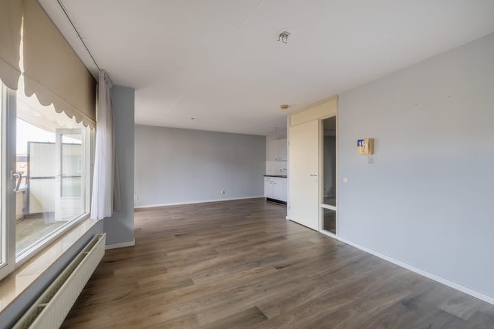 Photo 4 of Muntstraat 58-J