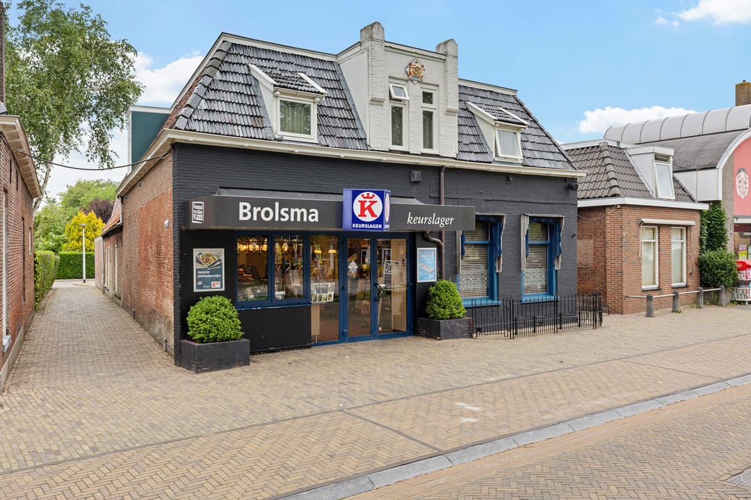 Foto 1 van Langebuorren 13