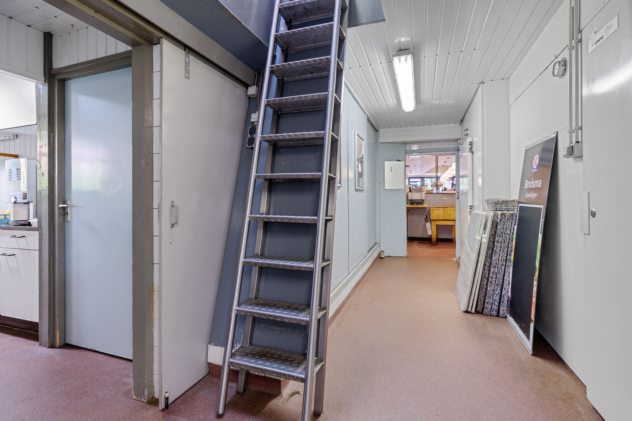 Foto 9 van Langebuorren 13