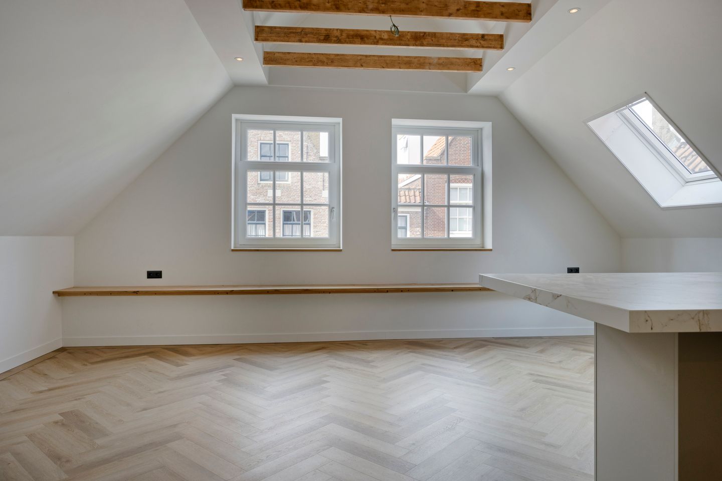 Photo 19 of Noordeinde 40-A