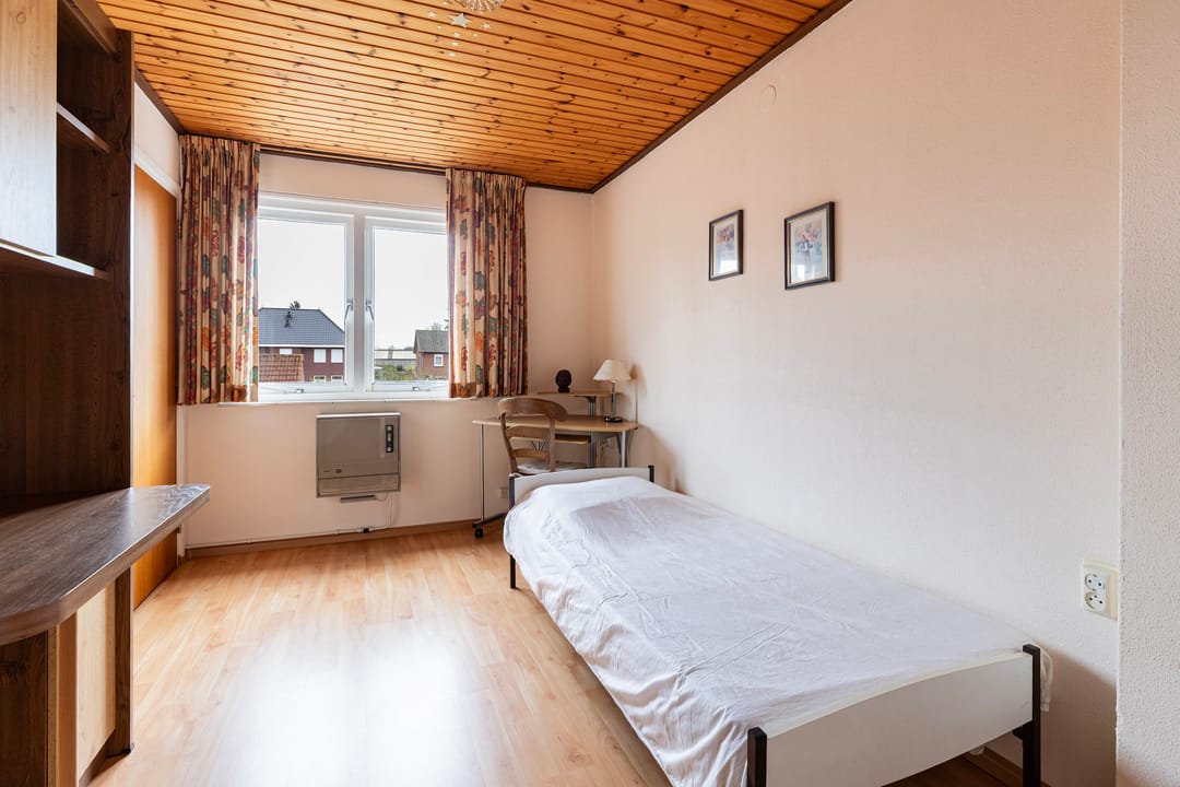 Photo 16 of Dr.Poelsstraat 31