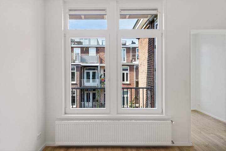 Photo 5 of Elisabeth Wolffstraat 86-3