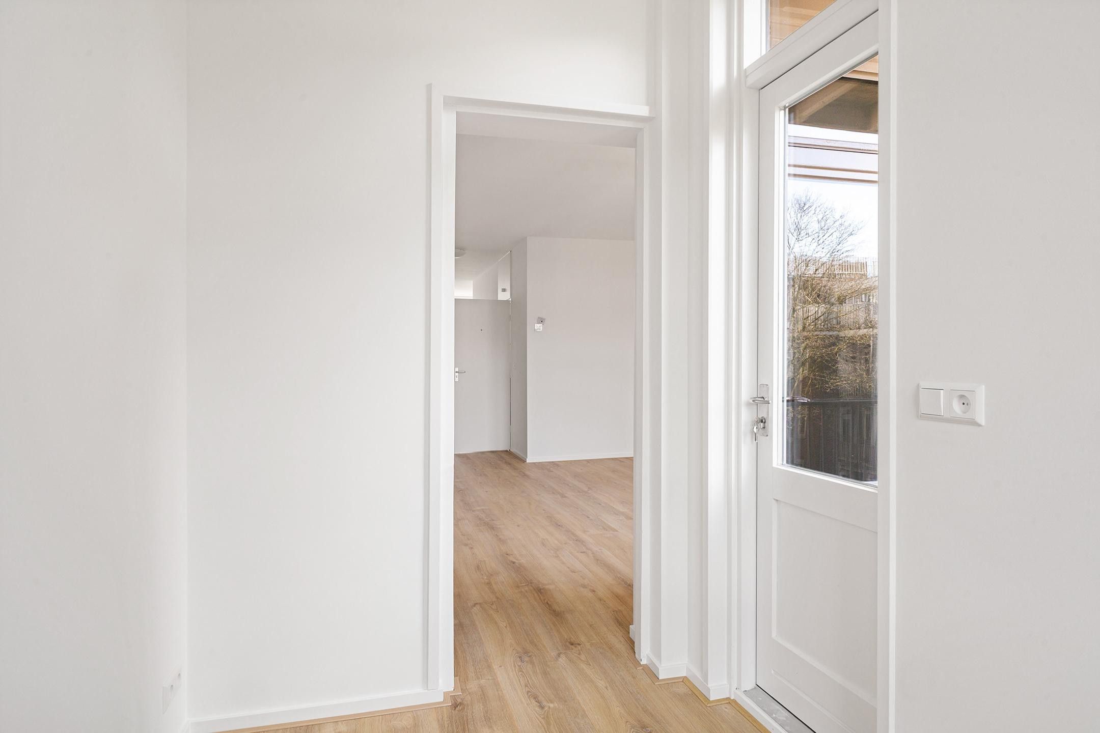 Photo 21 of Elisabeth Wolffstraat 86-3