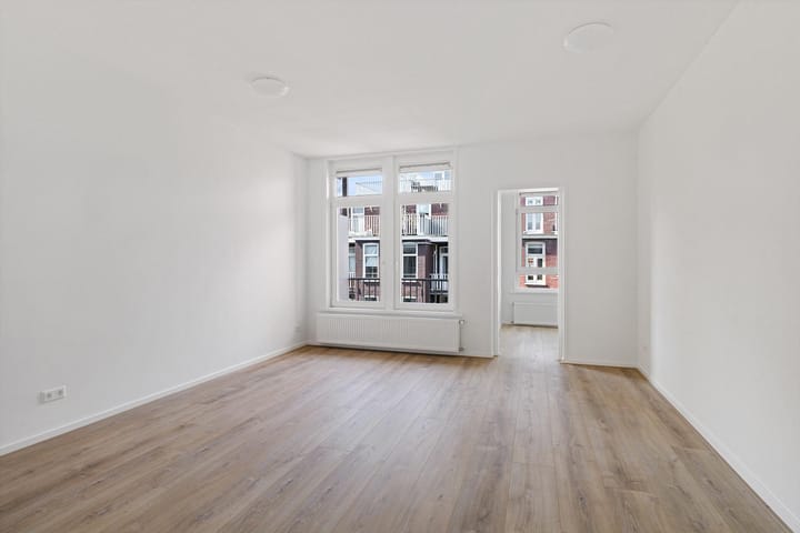 Photo 4 of Elisabeth Wolffstraat 86-3