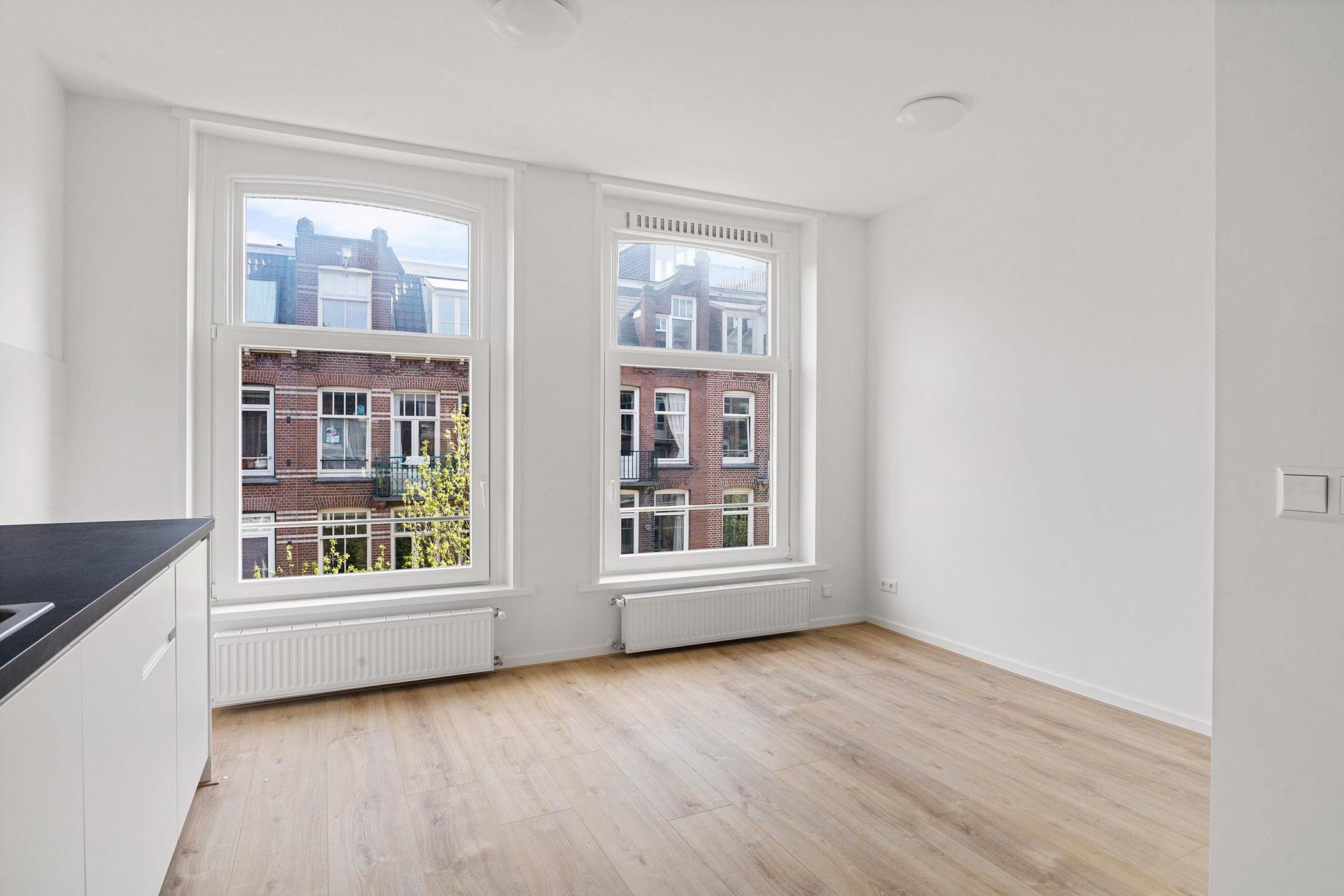 Photo 9 of Elisabeth Wolffstraat 86-3