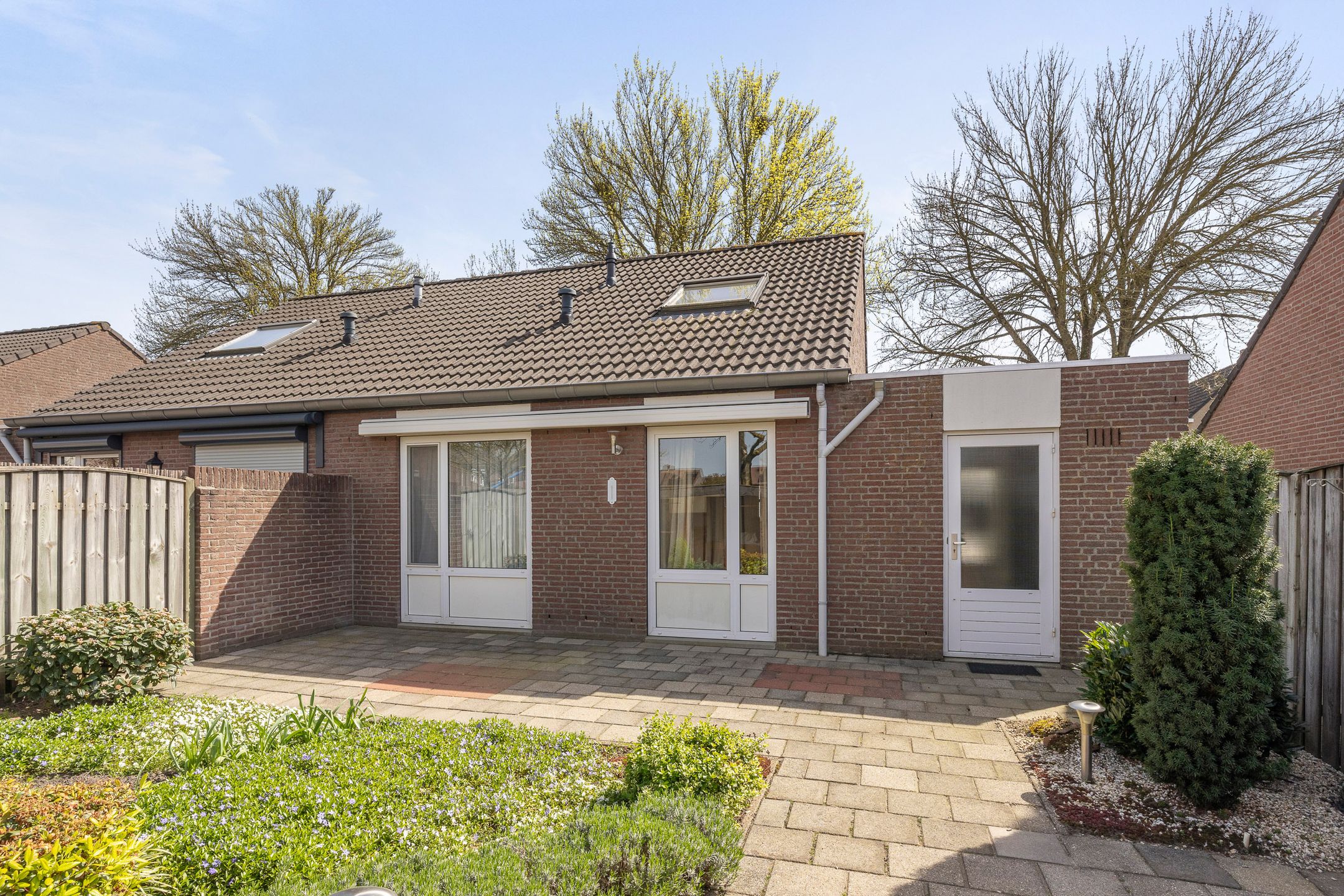 Foto 33 van Zonnedauw 11