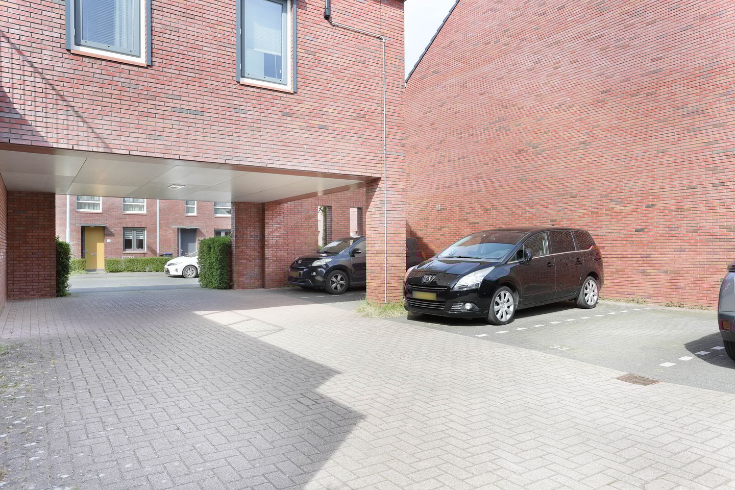 Photo 34 of Stuivingastraat 33