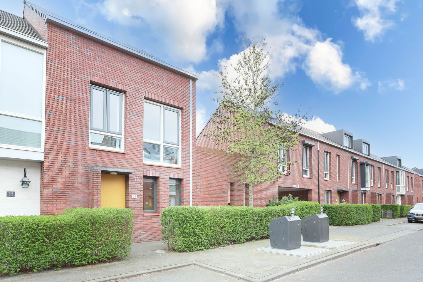 Photo 35 of Stuivingastraat 33