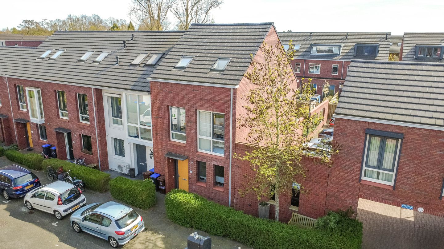 Photo 44 of Stuivingastraat 33