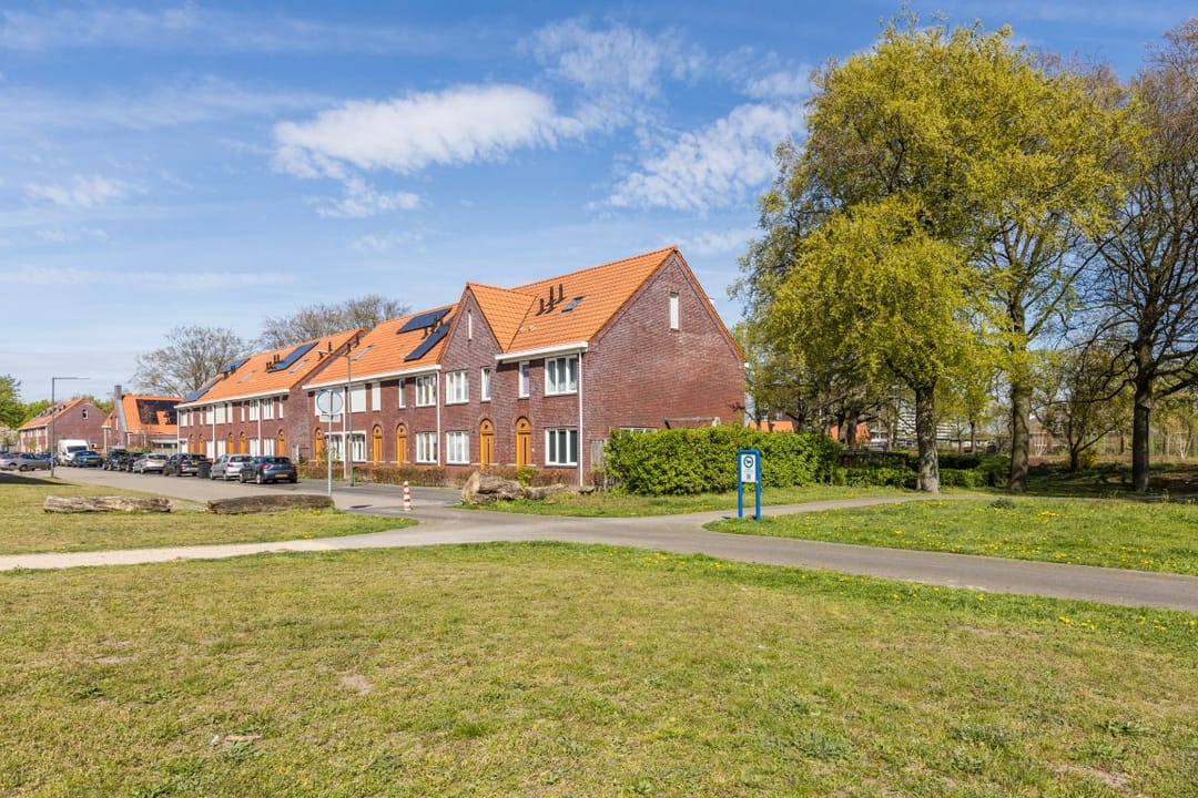 Photo 2 of Burgemeester Blomlaan 39