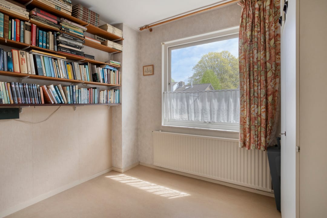 Photo 32 of Klaproosstraat 41