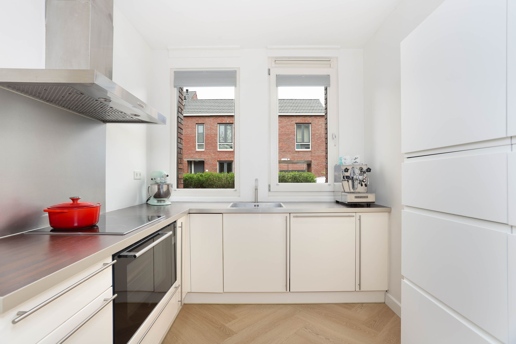 Photo 9 of Stuivingastraat 33