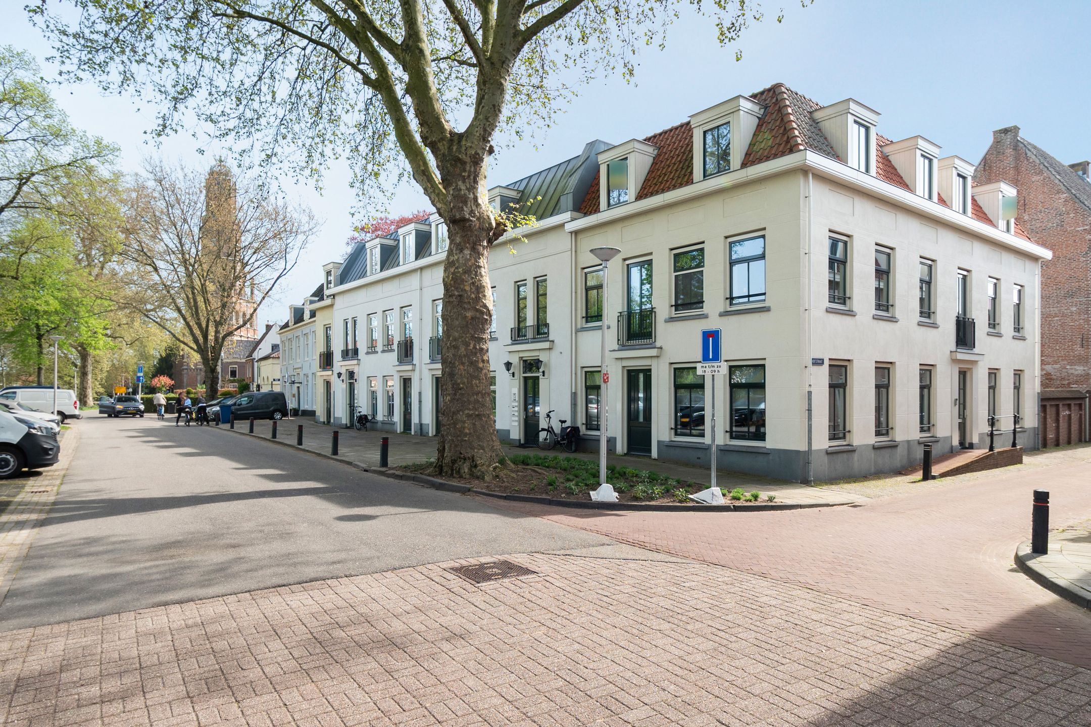 Foto 6 van Kronenburgplantsoen 12-L