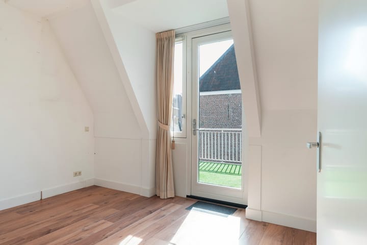 Foto 4 van Kronenburgplantsoen 12-L