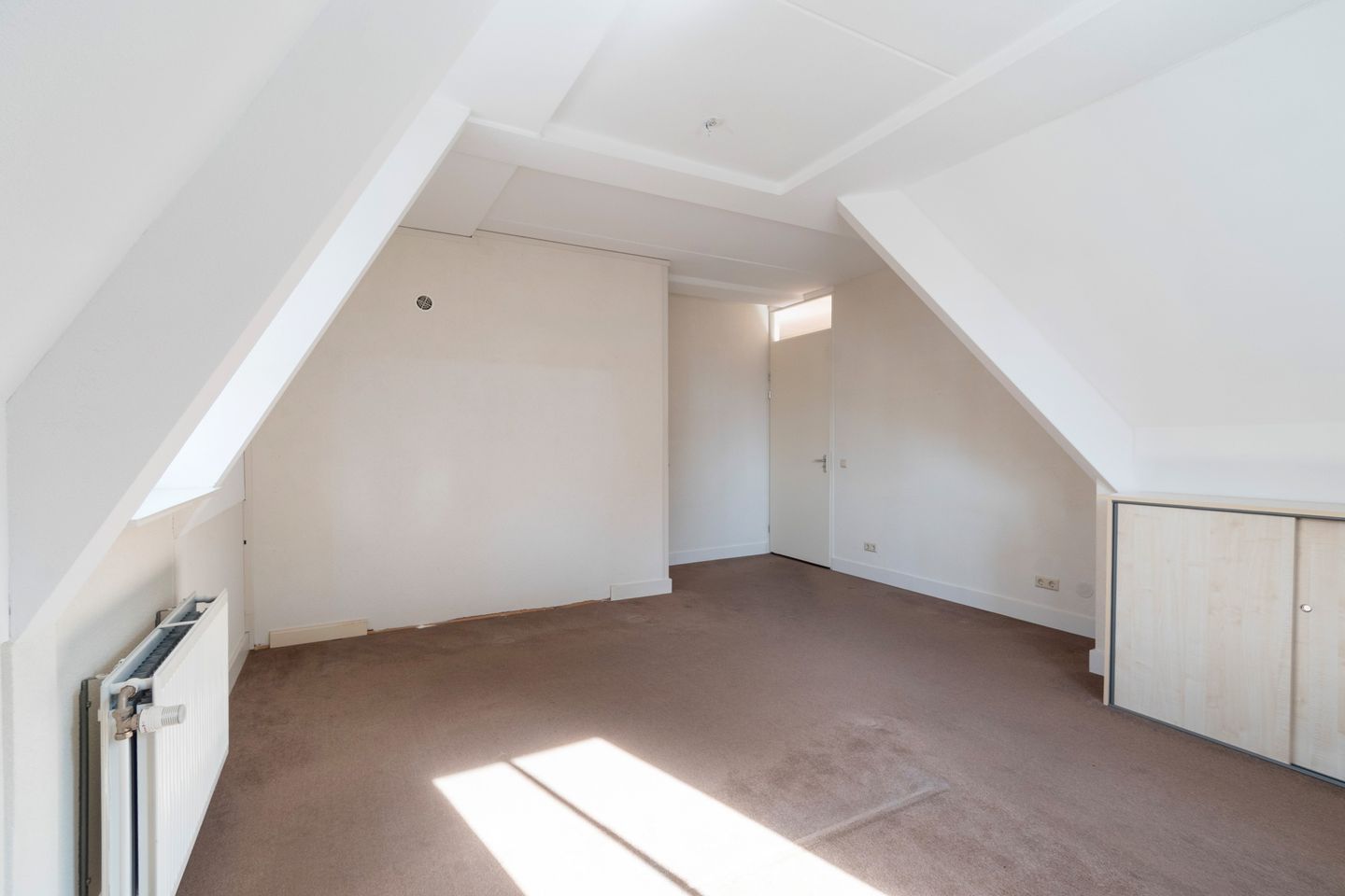 Foto 35 van Kronenburgplantsoen 12-L